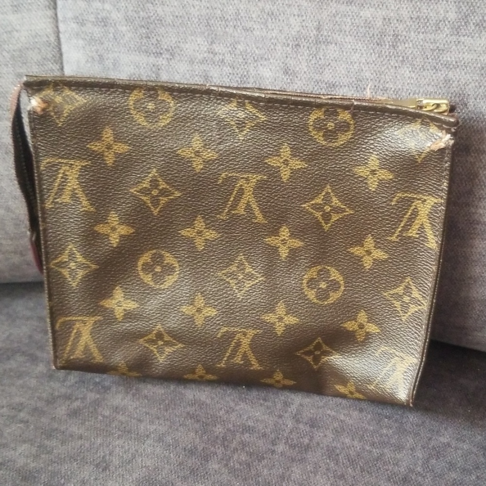 Louis Vuitton cosmetic case